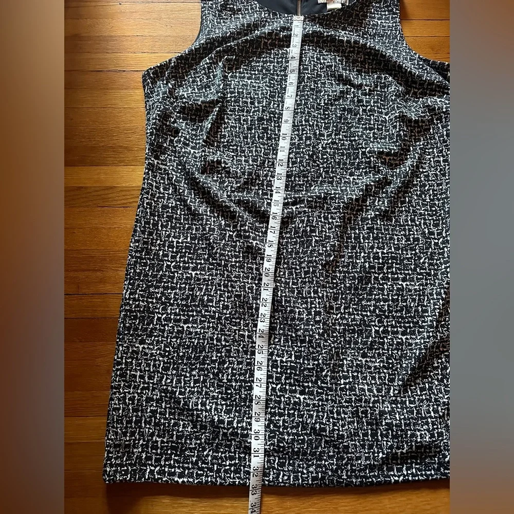 Michael Kors Black and White Shift Dress, Size 2X NWT